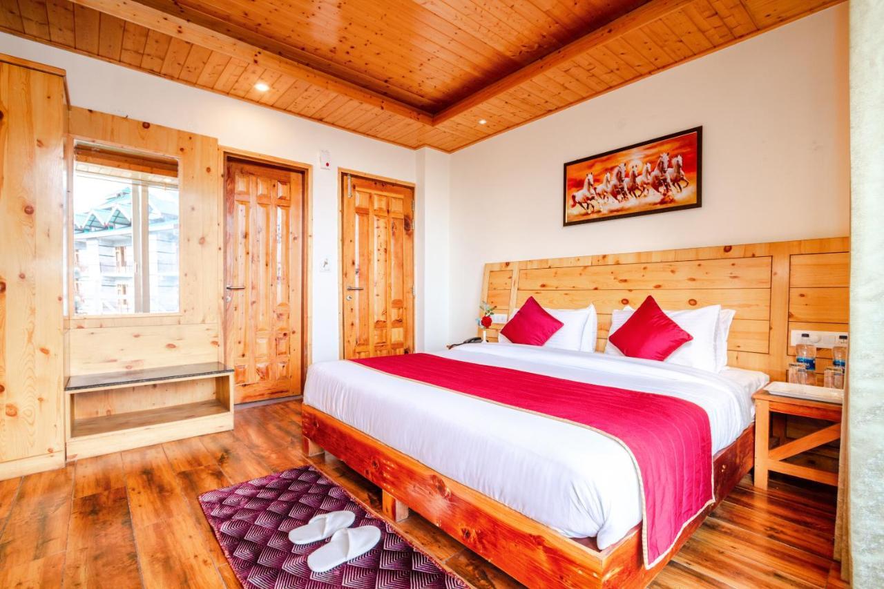 Tripli Hotels Stone House Cottage Manāli Екстериор снимка