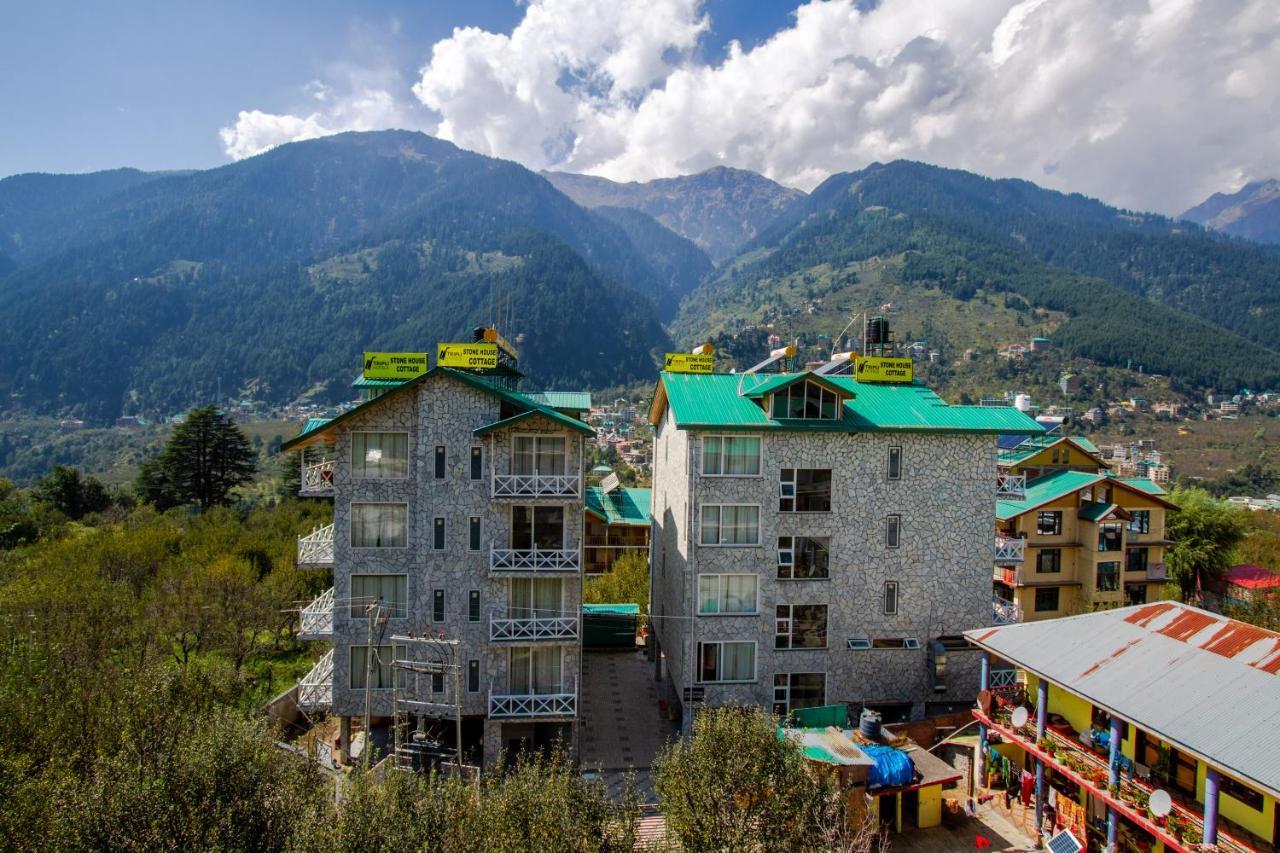 Tripli Hotels Stone House Cottage Manāli Екстериор снимка