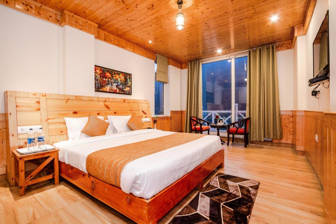 Tripli Hotels Stone House Cottage Manāli Екстериор снимка