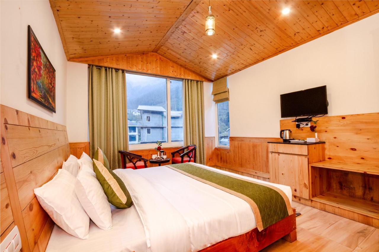 Tripli Hotels Stone House Cottage Manāli Екстериор снимка