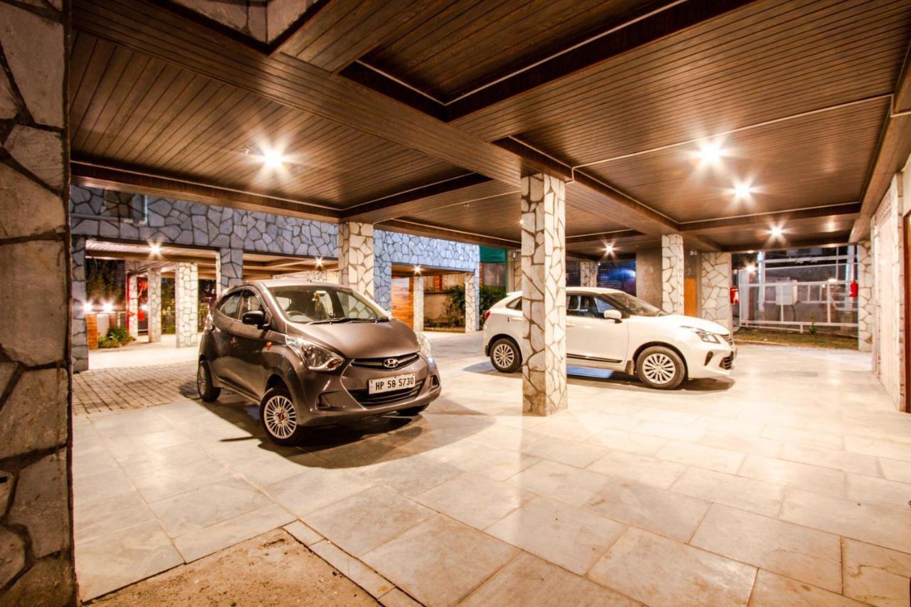 Tripli Hotels Stone House Cottage Manāli Екстериор снимка