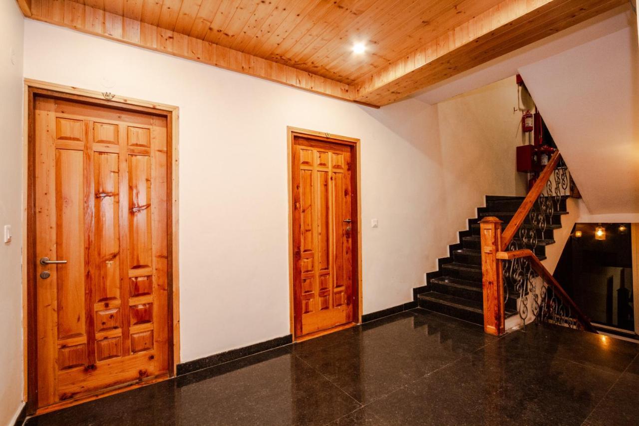 Tripli Hotels Stone House Cottage Manāli Екстериор снимка