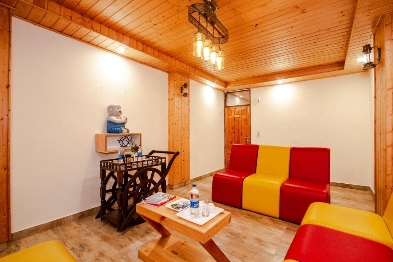 Tripli Hotels Stone House Cottage Manāli Екстериор снимка