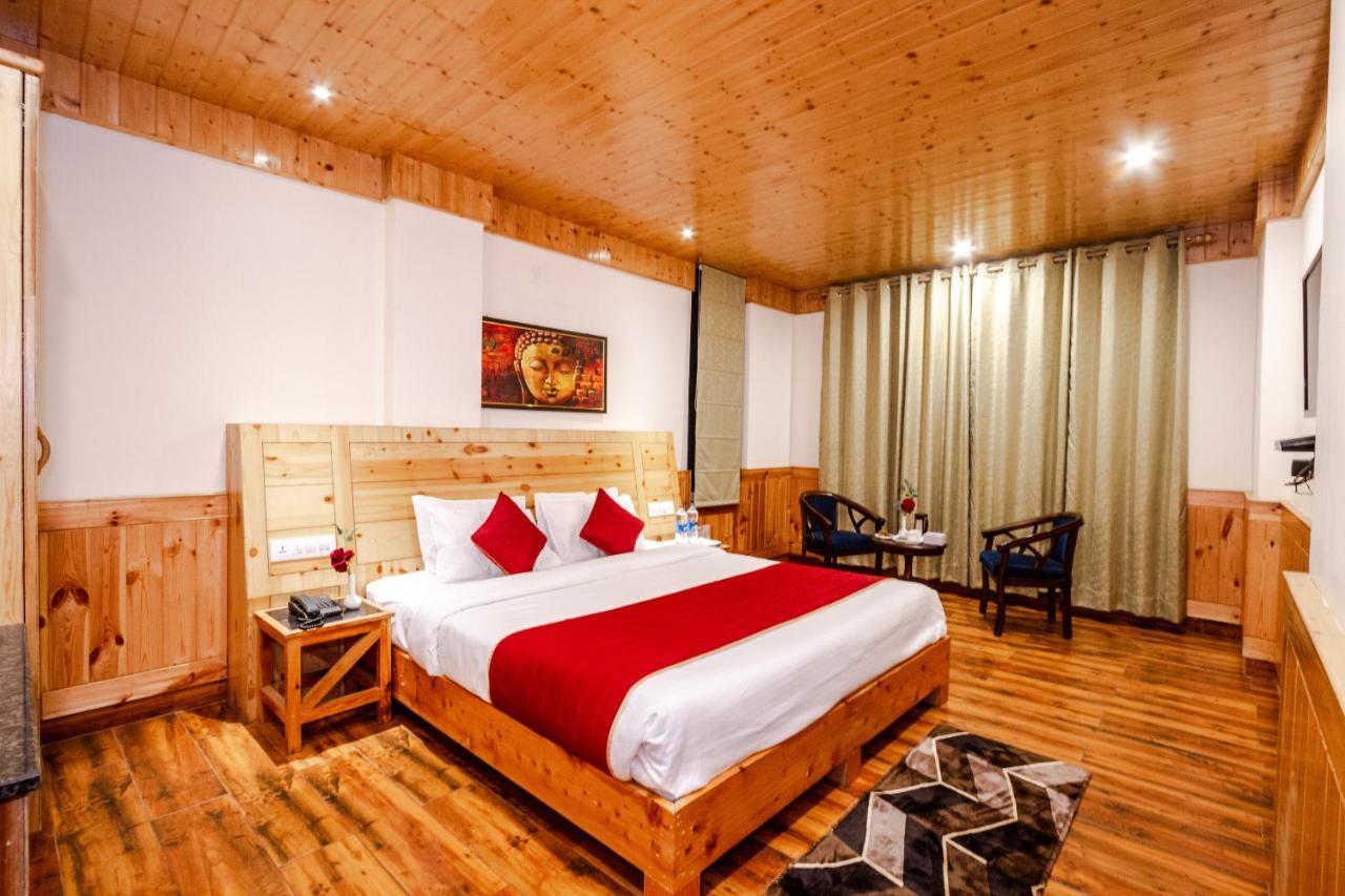 Tripli Hotels Stone House Cottage Manāli Екстериор снимка
